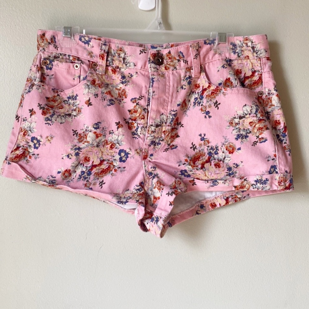 Forever 21 | Floral Button Fly Denim Shorts
